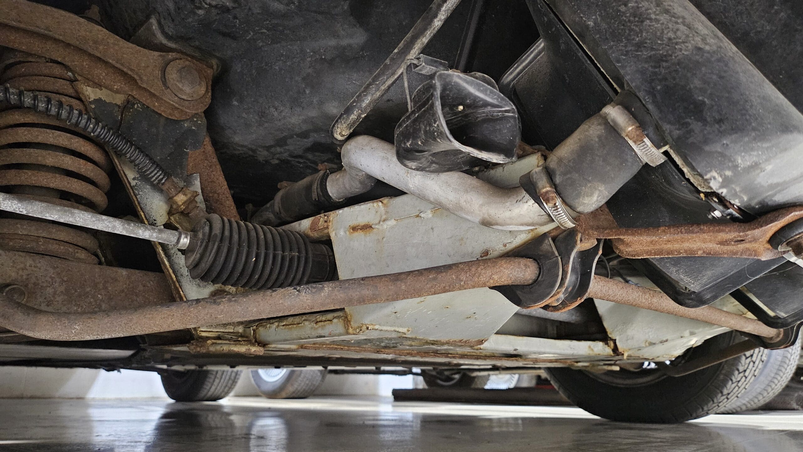 DeLorean vin 02903 - Image 17